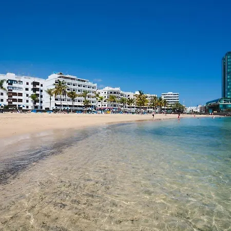 Almirante Vv * Arrecife (Lanzarote)