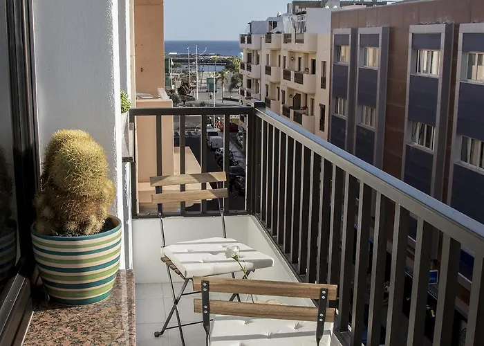 Almirante Vv * Arrecife (Lanzarote)