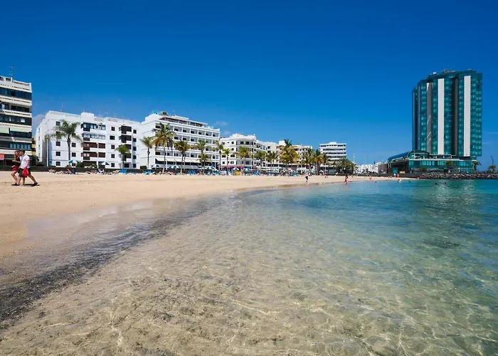 Almirante Vv * Arrecife (Lanzarote)